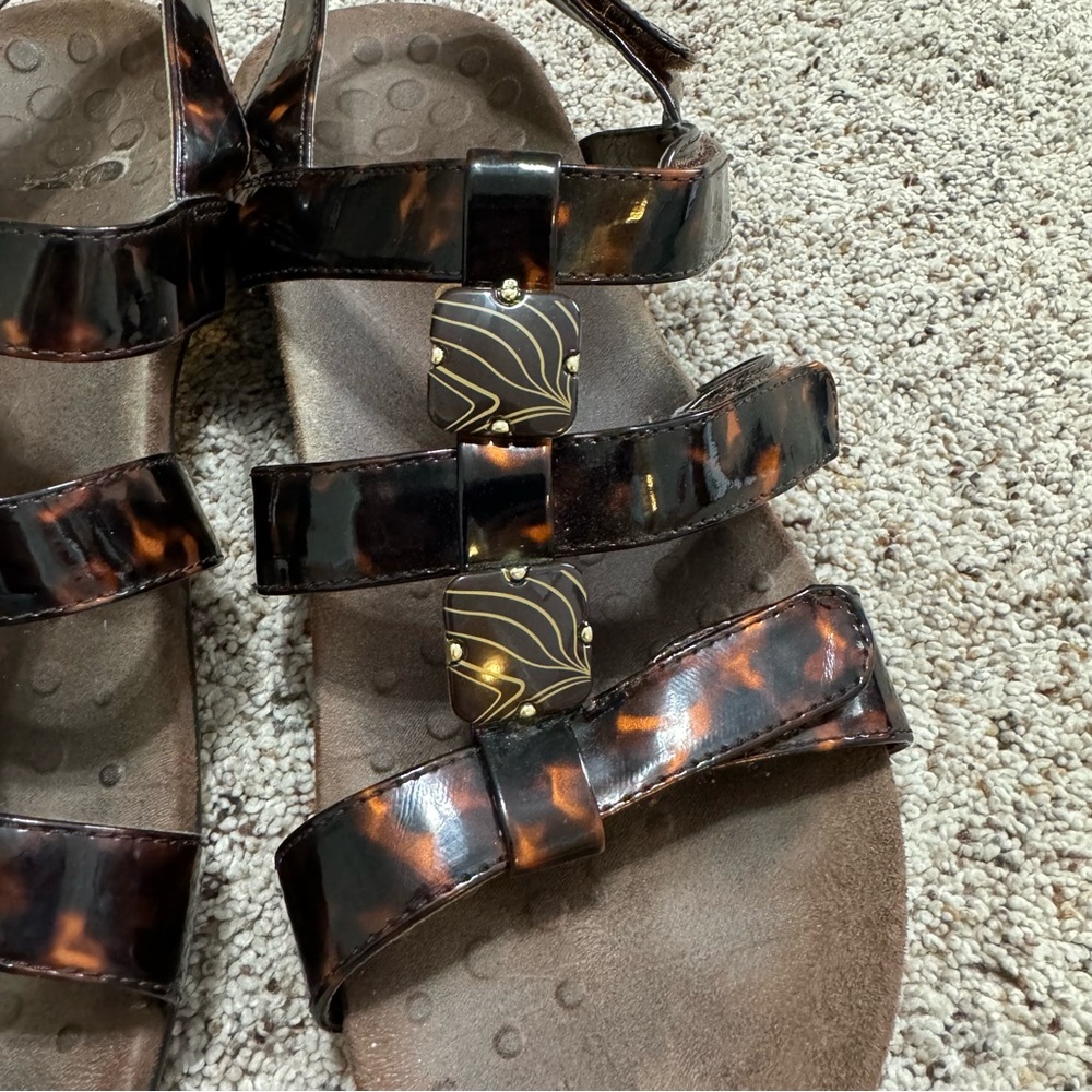 Vionic Amber Tortoise Adjustable Sandals9 - image 5